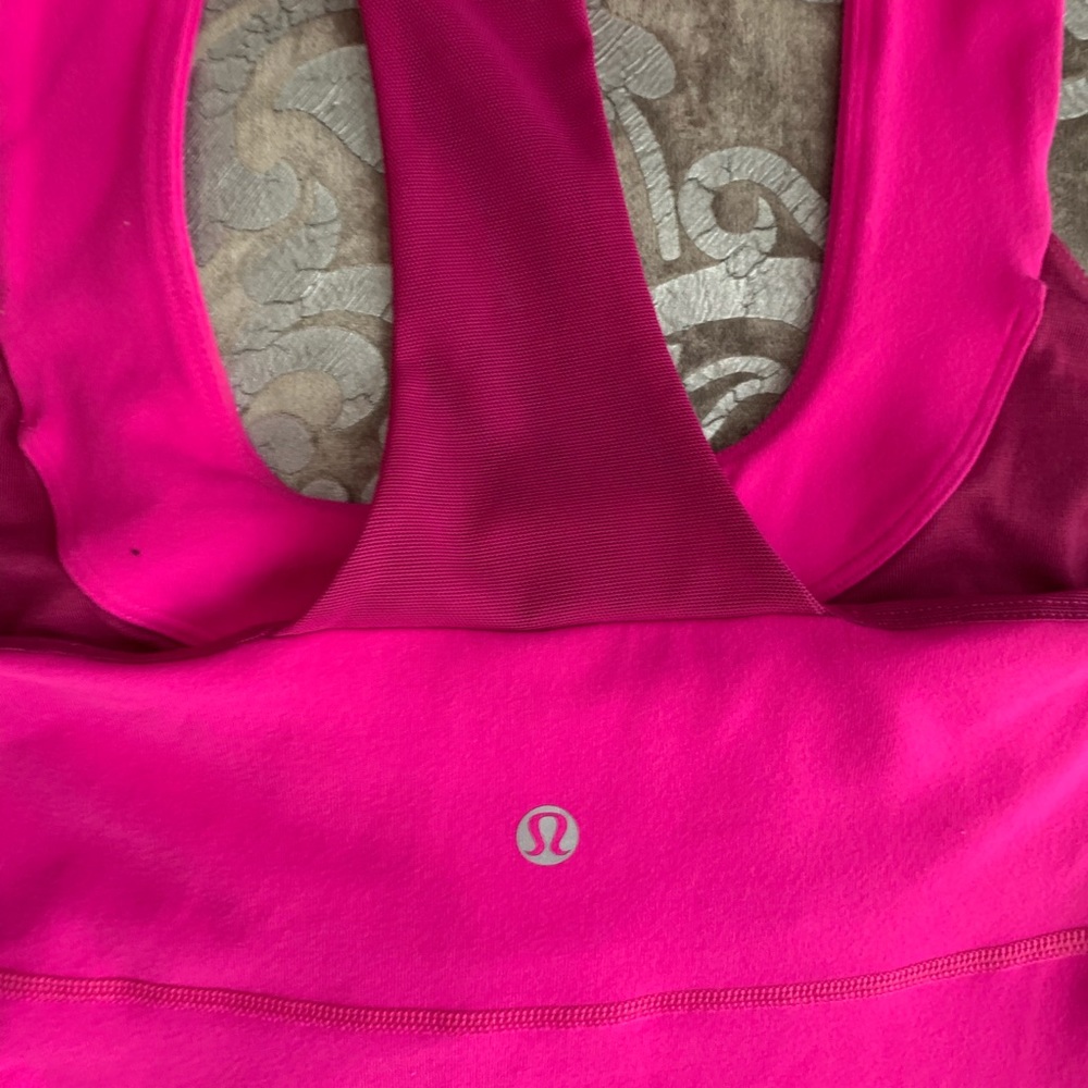 Pink tank - Picture 3 of 4